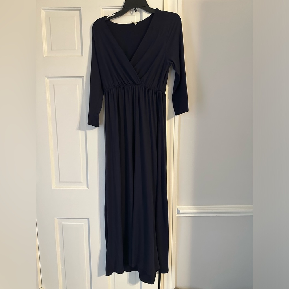 Mother bee maternity dress